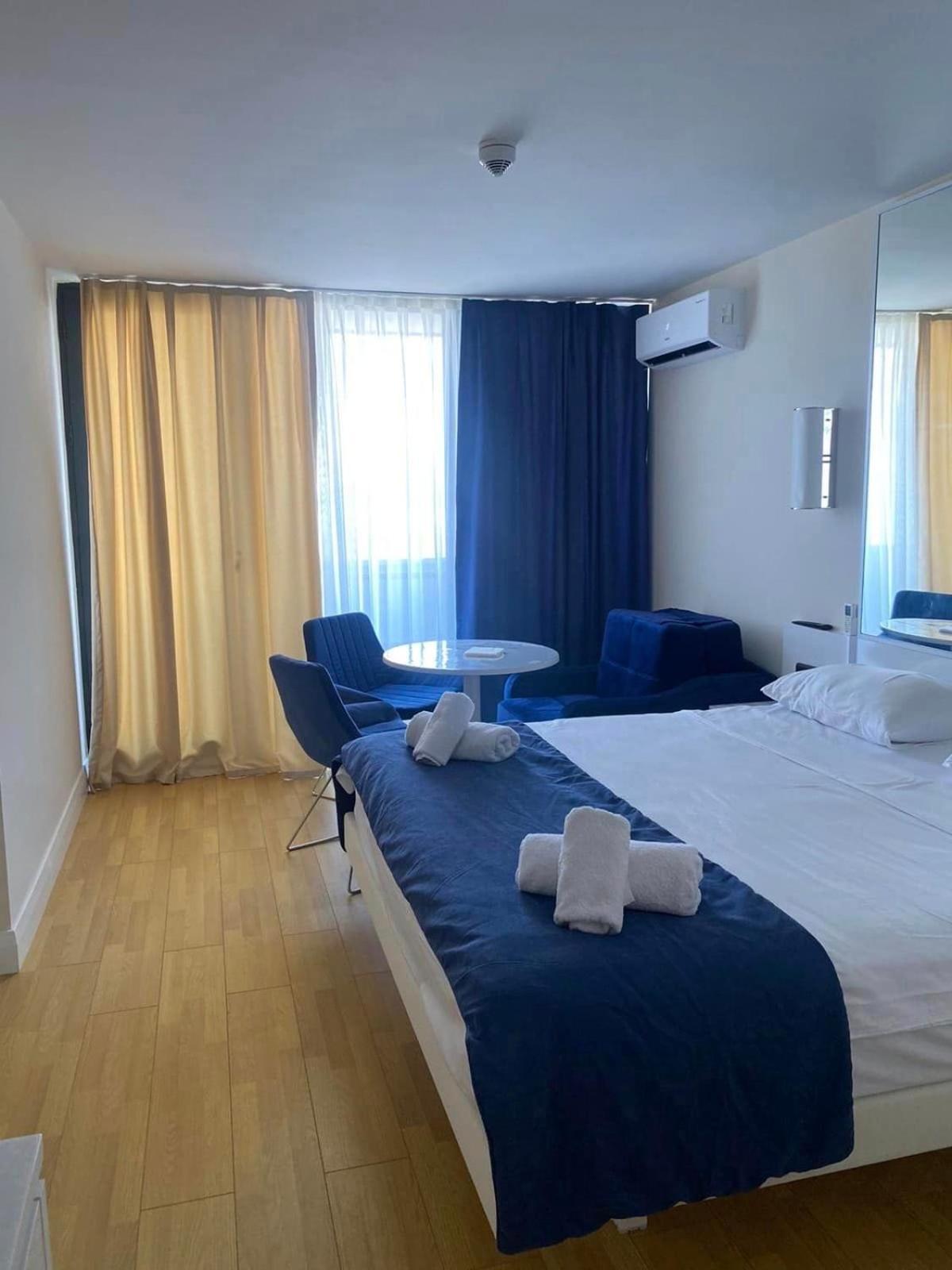 Suites Orbi City Aparthotel Batumi Luaran gambar