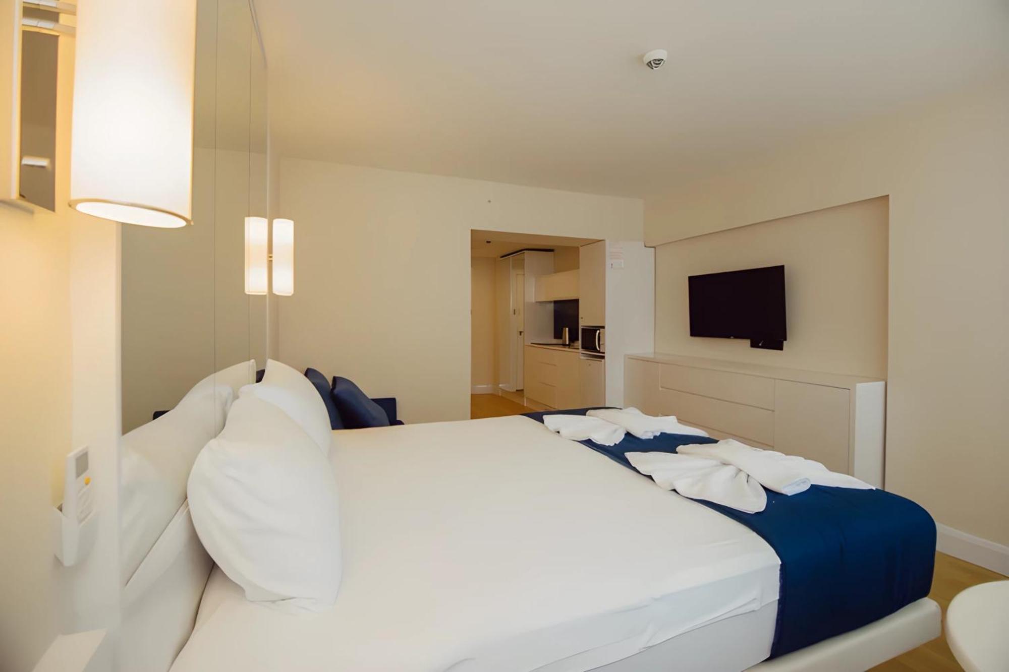 Suites Orbi City Aparthotel Batumi Luaran gambar